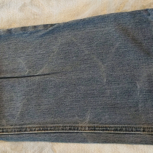 Vintage Bullhead Laguna boot cut distressed blue jean. Size 5 - Picture 2 of 11